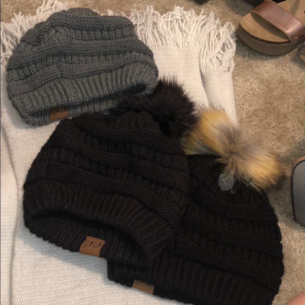 C.C beanie - Picture 2 of 2